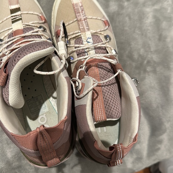 On Cloudtrax hiking shoes - Picture 7 of 11